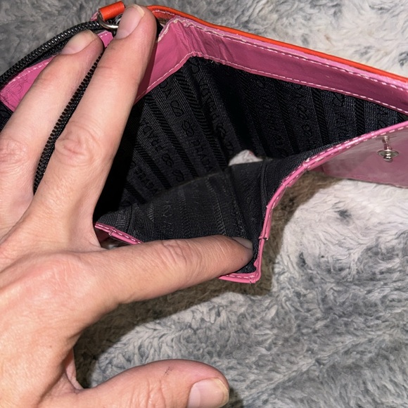 Super Dope Prada Men’s or Women’s Bi-Fold wallet with coin pouch! Orange/ Red - Picture 5 of 9